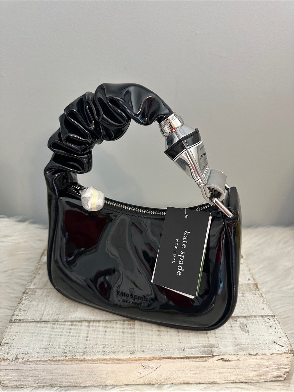 Nwt Kate spade black squeeze paint bag